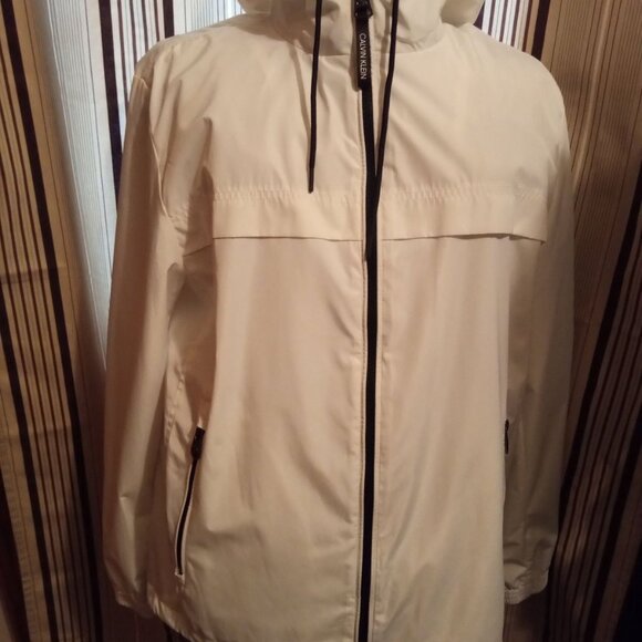 Sidequest '90s White Oversized Casual Windbreaker - Picture 15 of 15